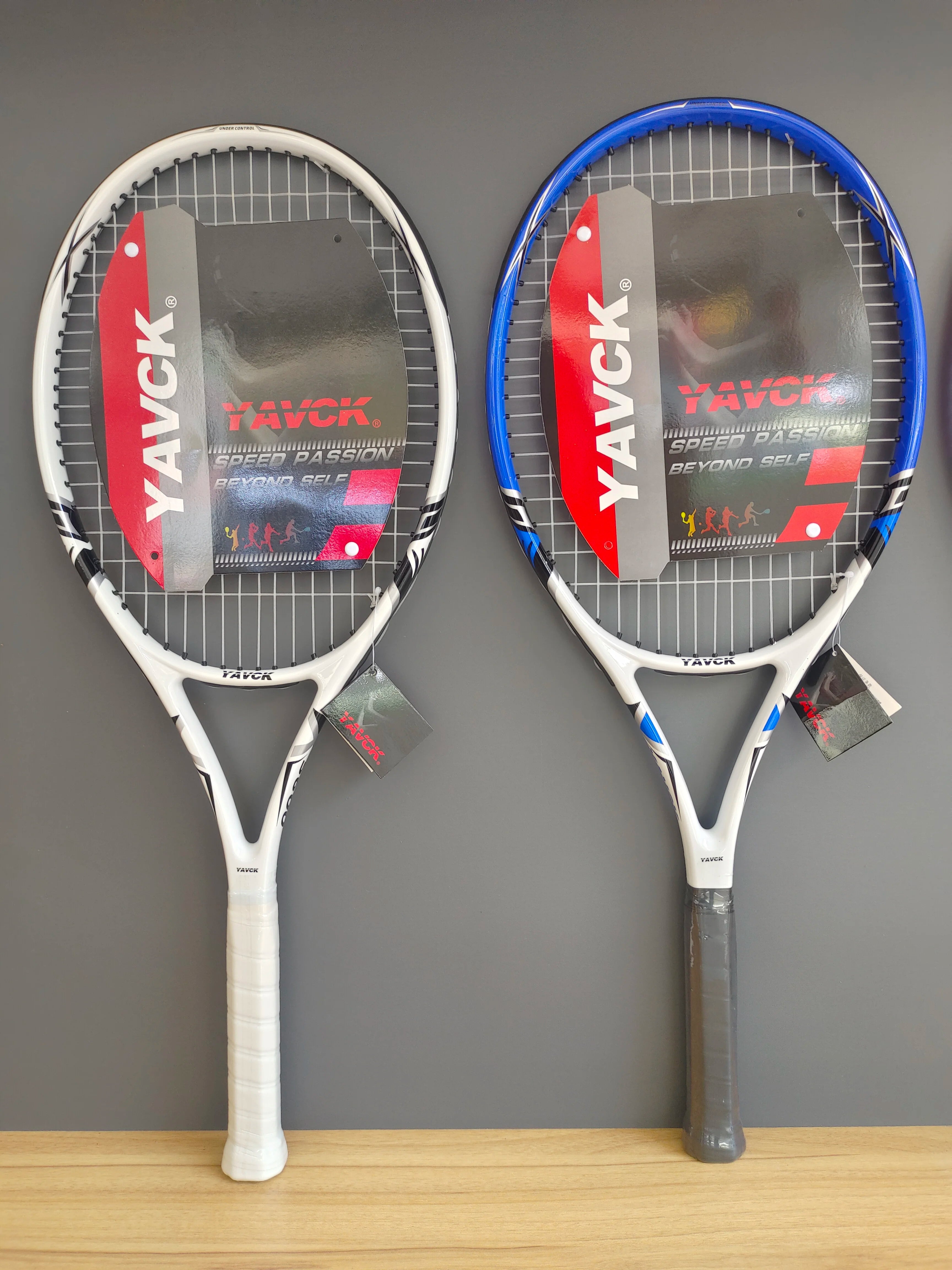 Integrated carbon composite tennis racket for men and women, beginner competitive training, online shooting